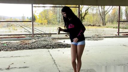 Teen Pissing Contest